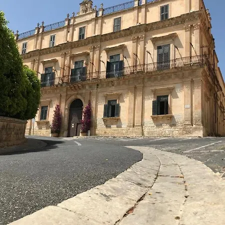 Hotel Landolina Palace Noto