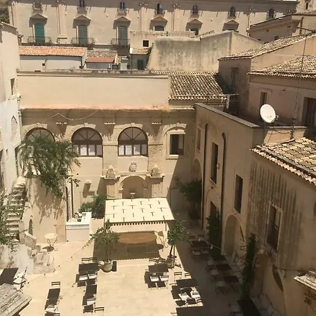 Hotel Landolina Palace 4*