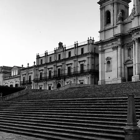 Landolina Palace Noto