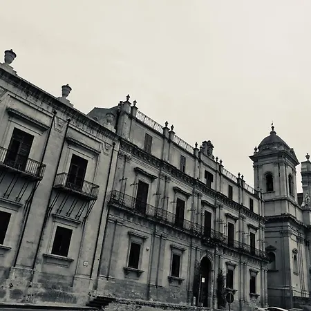 Landolina Palace Hotel